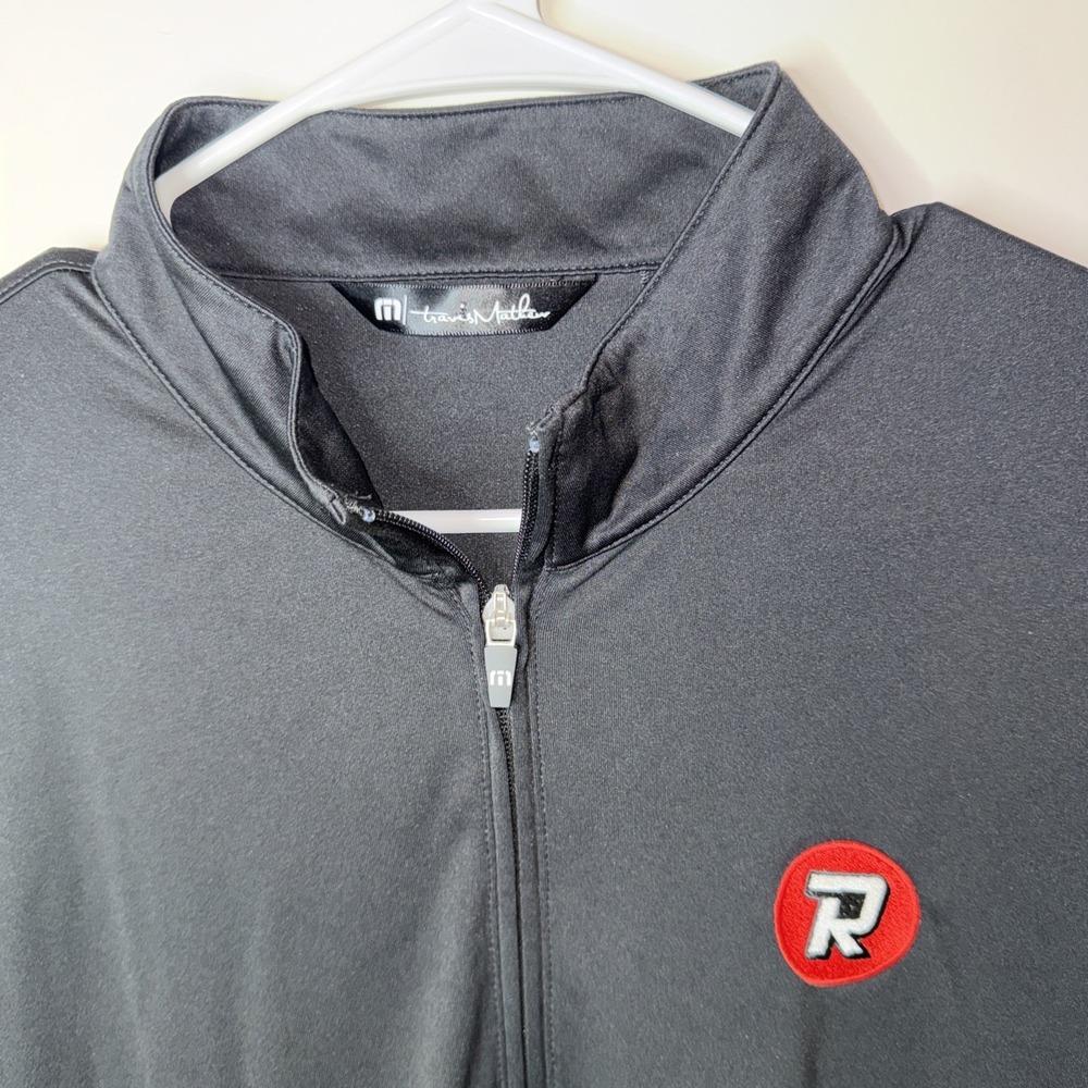 Travis Mathew Rutgers Men's 1/4 Zip Golf Pullover Black/Gray Sz XL